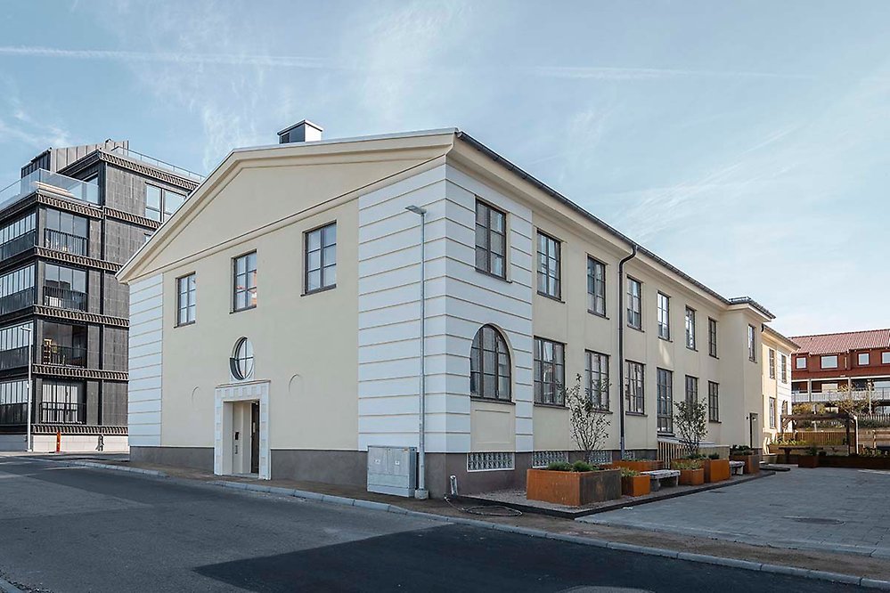 Bostadsfastigheten Malmen 9 som tidigare varit både marmeladfabrik och auktionskammare.